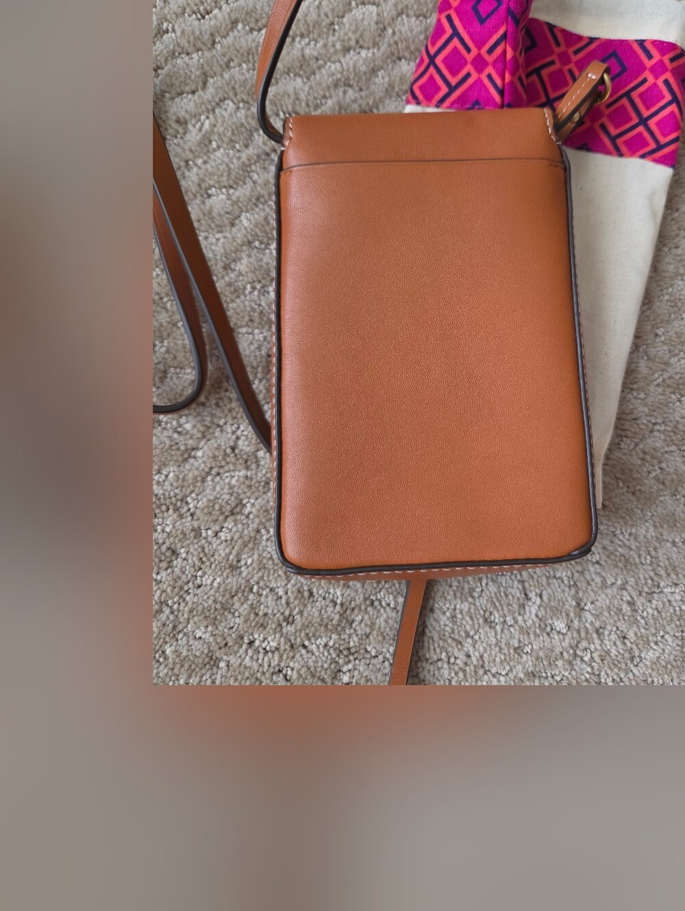 Tory Burch Tan Leather Crossbody with Signature Cutout Medallion - Picture 2 of 4